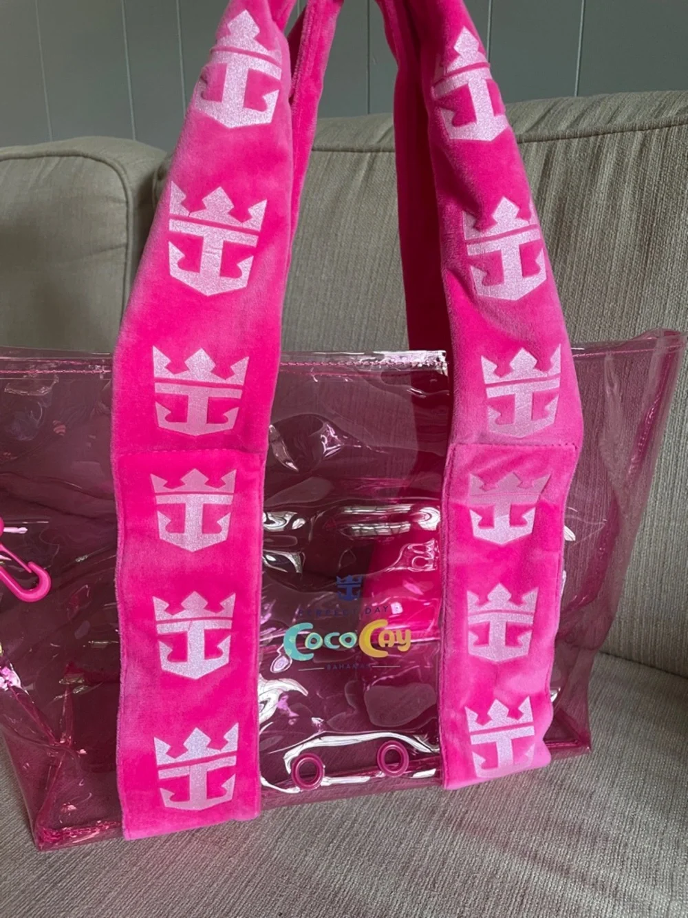 Royal Caribbean Perfect Day in Coco Cay Clear Pink Tote with Matching Pouch - Picture 3 of 7